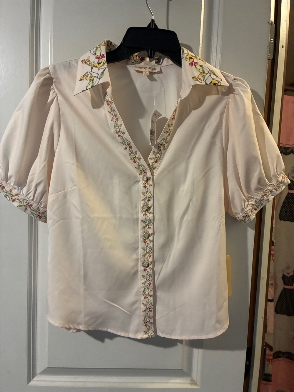 Everly Cream Floral Trim Short Sleeve Blouse